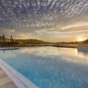 Marvellous In Tigne Point , Sliema Malta