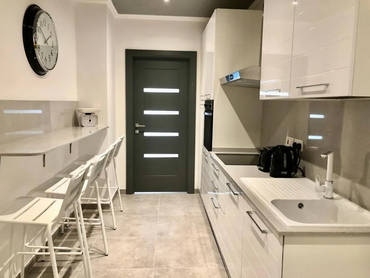 Apartments By Sliema Promenade And Beach